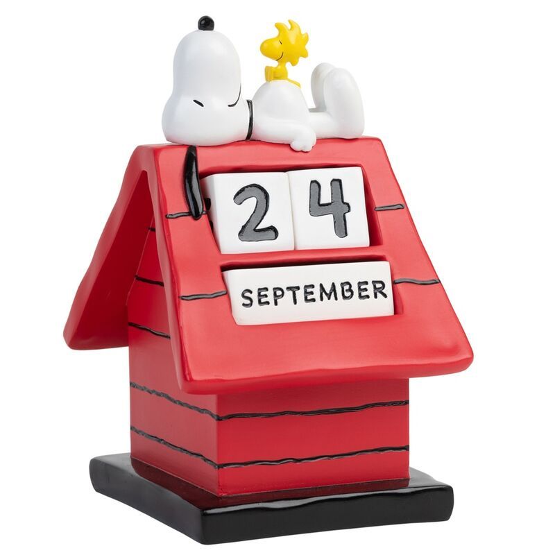 Calendar 3D Perpetual Snoopy Doghouse