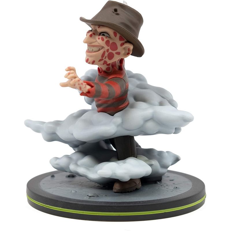 Фигурка Quantum Mechanix Nightmare On Elm Street - Freddy Krueger