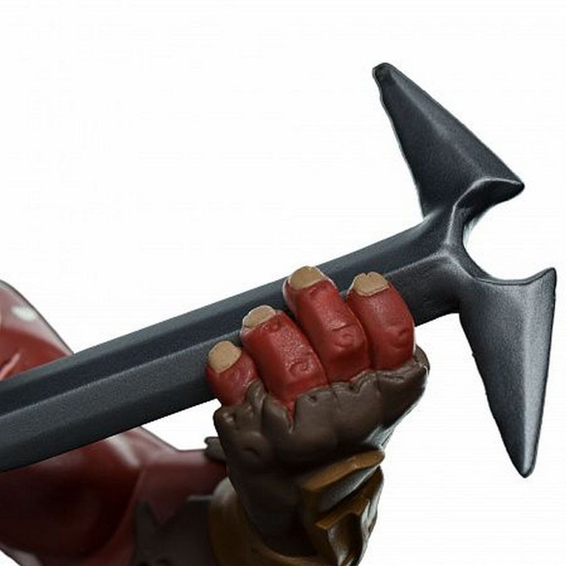 Фигурка Weta Workshop Lord of the Rings - Uruk-Hai Berserker